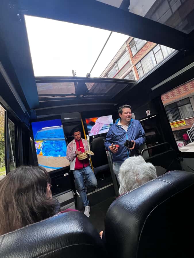 3-in-1 Panoramic city tour Bogotá-beyond the traditional - Peace House and the social side of the route