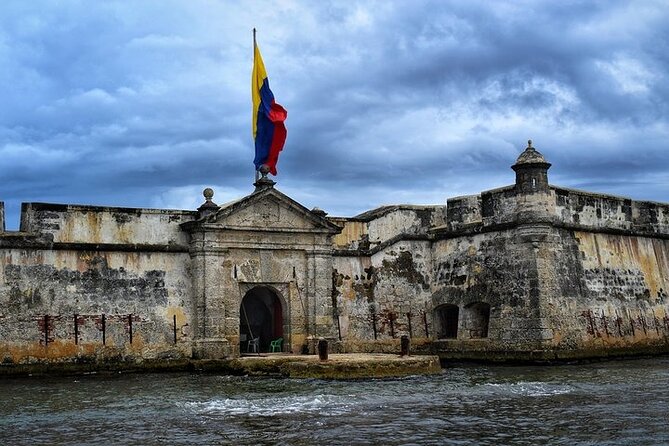 5-Island Speedboat Tour in Cartagena and the Rosario Islands - Leaving from the Pegasus dock at 8:30 a.m.