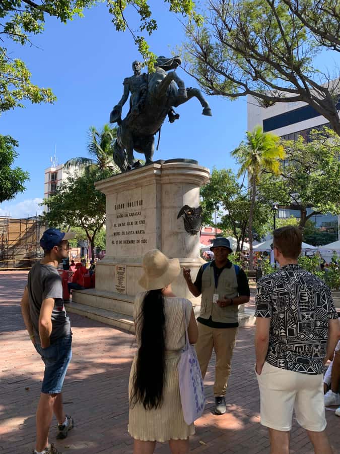A Pearl In The Caribbean-walking tour in English - Starting with Tairona gold at Casa de la Aduana