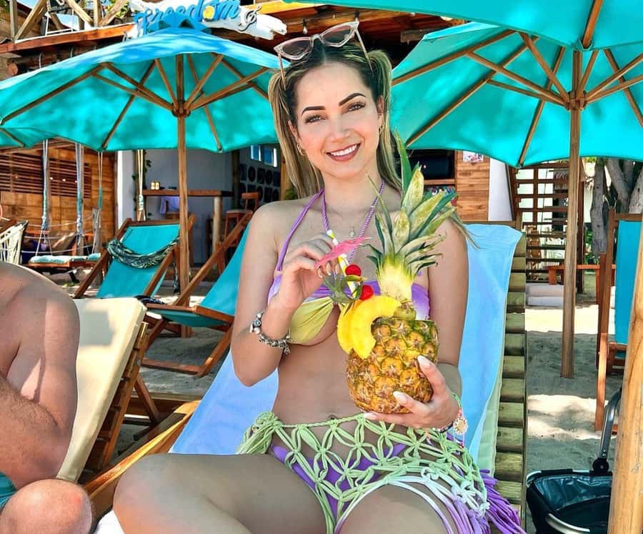 All-inclusive package in Freedom Beach Club - Barú - Is $40 a fair price?