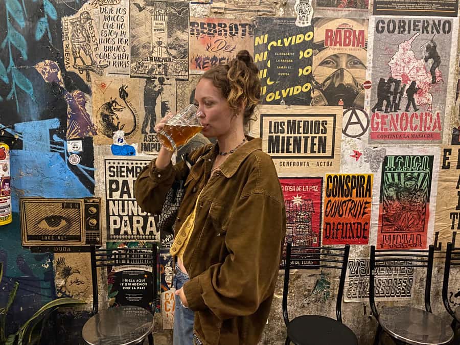 Anti-tour Bogotá - A different way to read Bogotá