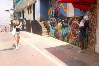 Barrio transformation and urban escalator of Comuna 13