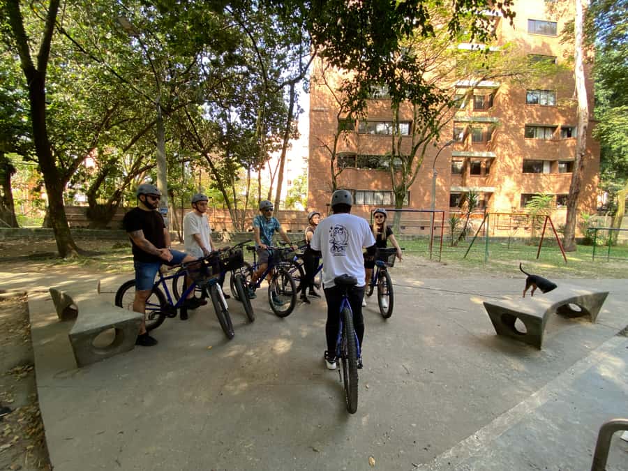 Bike Tour Medellin with Snacks and Local Beer - The snack, beer, and juice stop