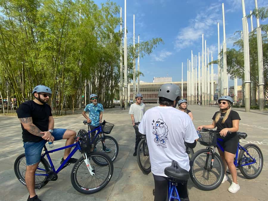 Bike Tour Medellin with Snacks and Local Beer - How safe and difficult is the ride?