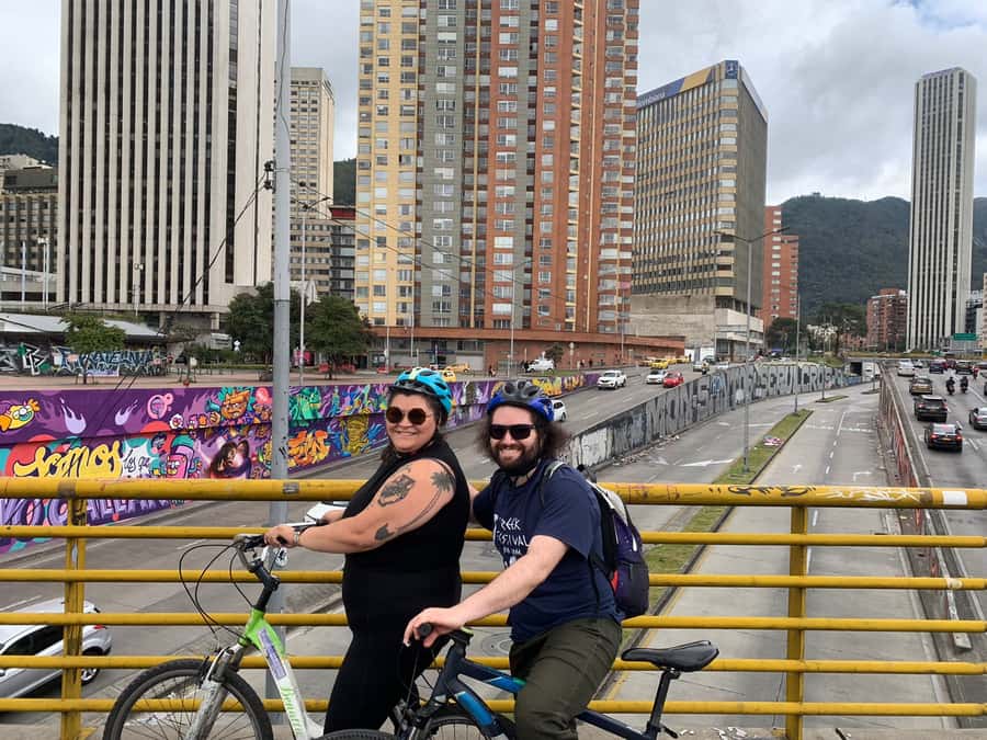 Biking in Full Color: Urban Art Bike Tour - Riding through Centro, Teusaquillo, Santa Fe, and La Macarena