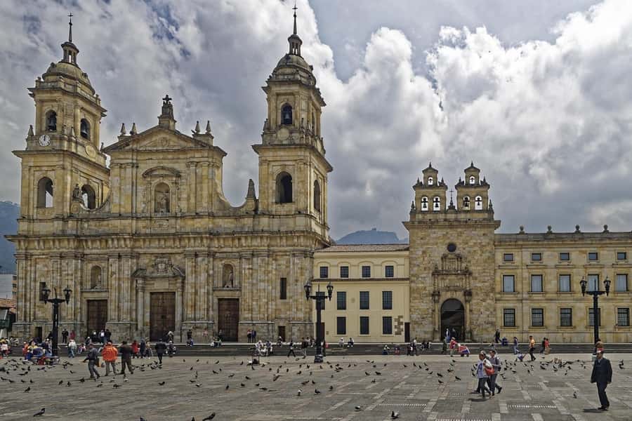 Bogotá: City tour Monserrate, emerald and gold museum & more - The guide can make or break the six hours