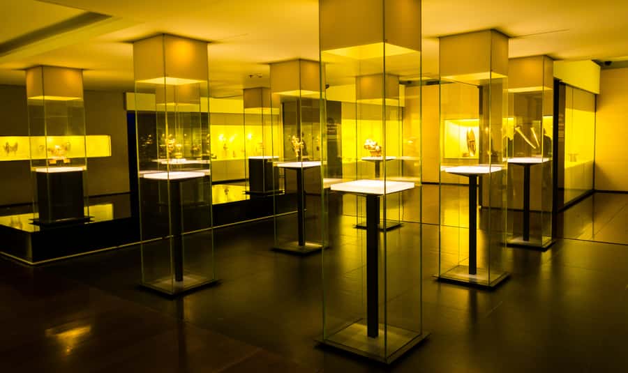 Bogotá: City Tour with Monserrate Hill, transfers and guide - The Gold Museum and Colombia’s Muisca story