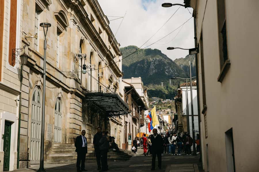 Bogotá: Express Tour with Private Guide and Transportation - Is $72 a good value?