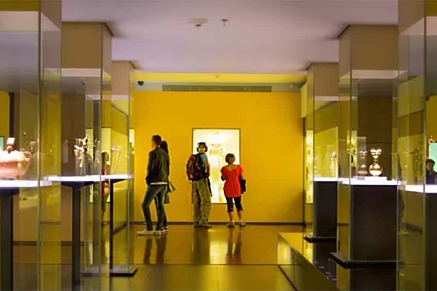 Bogota: Gold Museum and Monserrate Private Half-Day Tour - Reaching Monserrate Peak