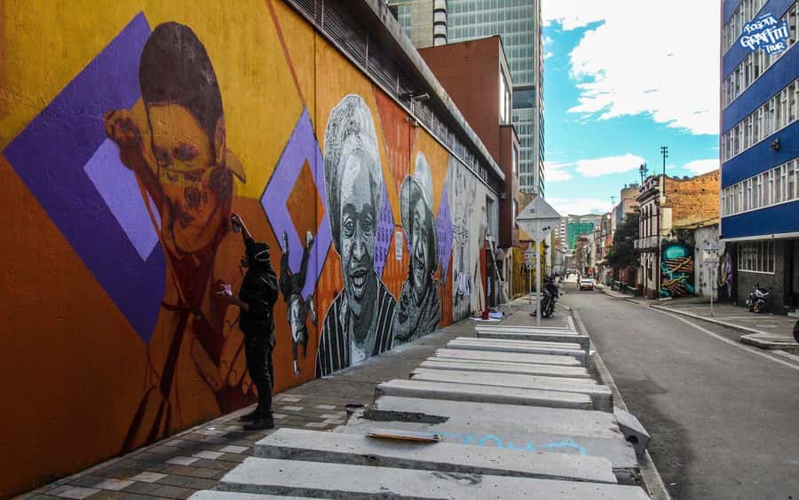 Bogotá: Graffiti Tour el mejor recorrido de arte urbano - Why Bogotá’s walls make such a good city tour