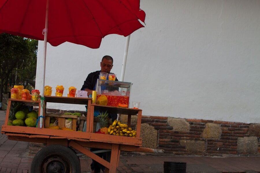 Bogotá: Grand City Tour with Monserrate, Usaquén and Lunch - What the $251 price includes