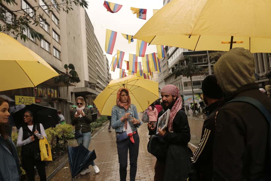 Bogotá: Guided La Candelaria Walking Tour - Why La Candelaria makes a good first Bogotá tour