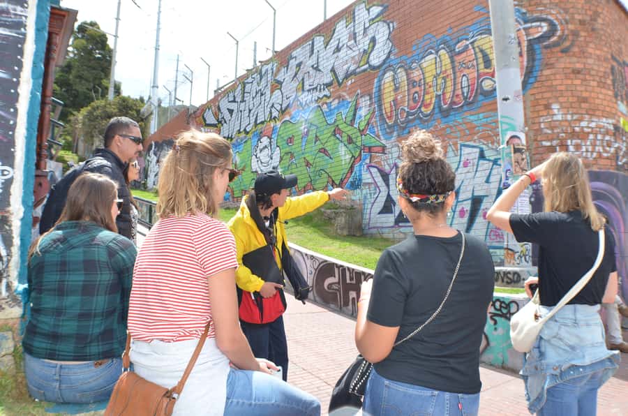 Bogotá: La Candelaria Graffiti & Urban Art Guided Tour - La Concordia Market after 60 minutes