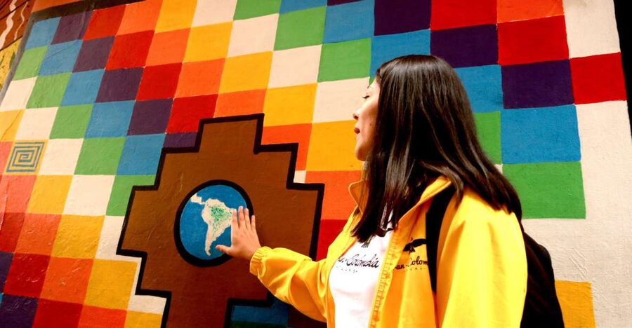 Bogotá: La Candelaria Graffiti & Urban Art Guided Tour - What $16 gets you