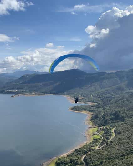 Bogota: Paragliding activity in La Calera with transfers - Who will enjoy this outing most