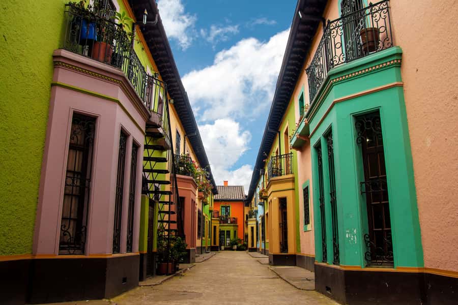 Bogota: Private custom tour with a local guide - Oscar, David, and the guide you are assigned