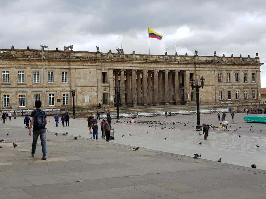 Bogota's Historic Center and Monserrate in one day - Craft shops and optional emerald shopping