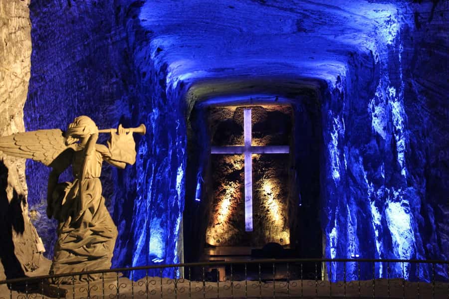 Bogota: Salt Cathedral of Zipaquira Private daily Trip - Entering the Salt Cathedral