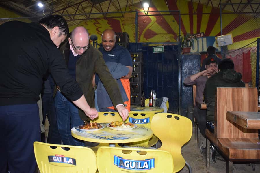 Bogotá: Tejo and Beer Tour - What the guides add to the experience
