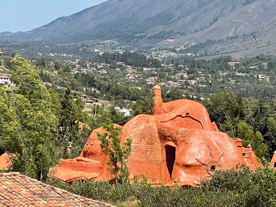 Bogotá: Villa de Leyva Full-Day Tour with Meals - Villa de Leyva’s vast cobbled square