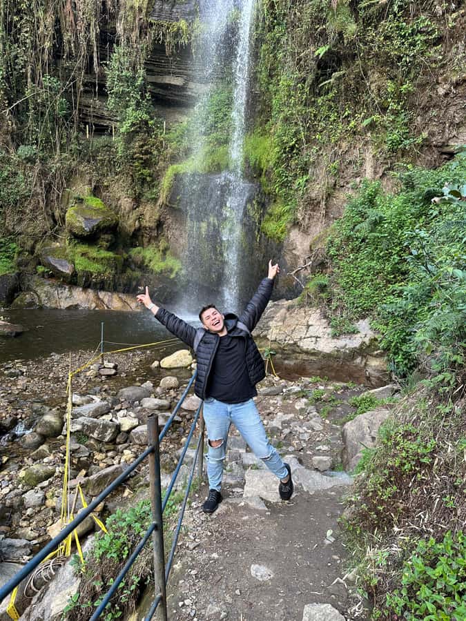 Bogotá: Visit Colombia's Highest Waterfalls & Guadalupe Hill - From Bogotá to Choachí by private transport