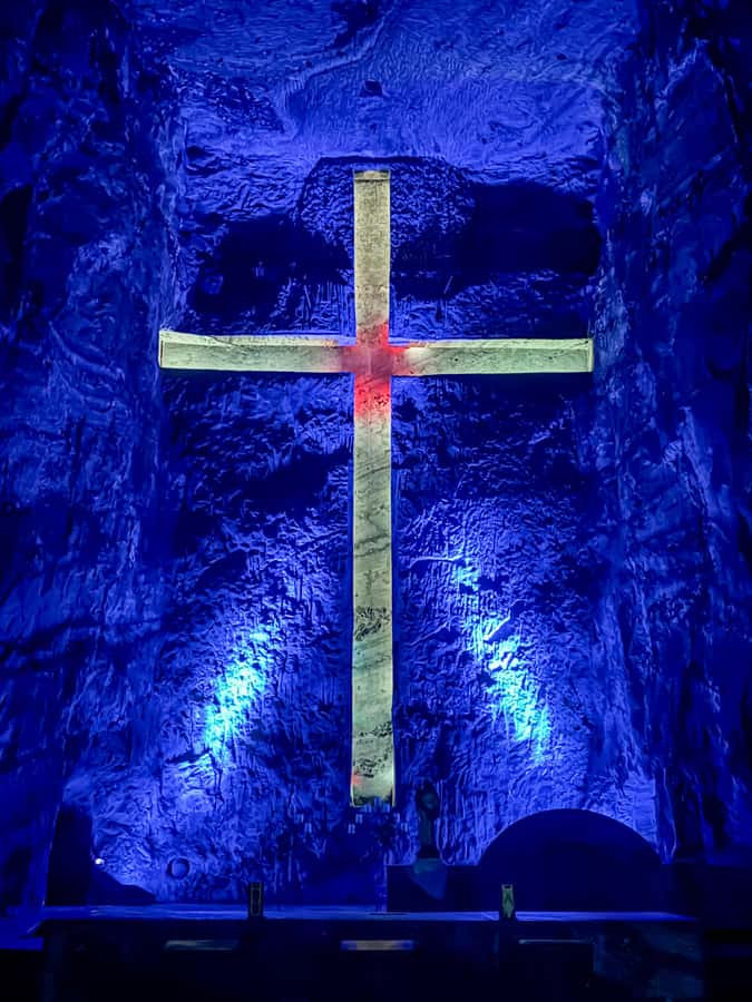 Bogotá: Zipaquirá Salt Cathedral, with tickets and guide - Why the Salt Cathedral is worth the trip from Bogotá