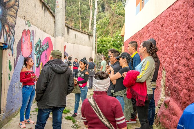 Breaking Borders: Bogota Gansters Story - Reading Egipto through its murals