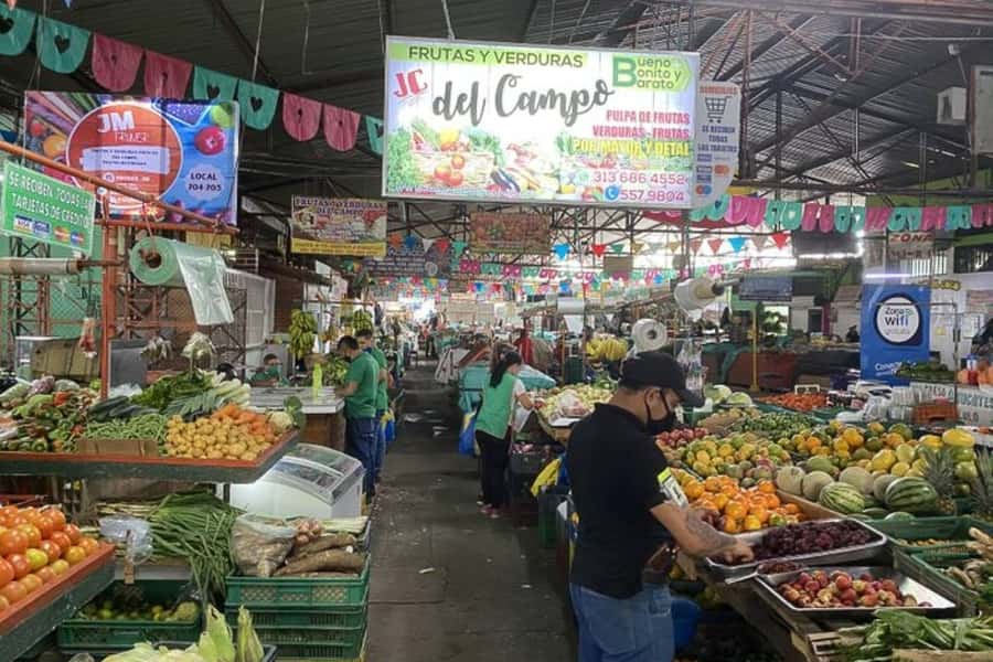 Cali: Fruit Market Walking Tour with Tastings - Who will enjoy this four-hour walk?
