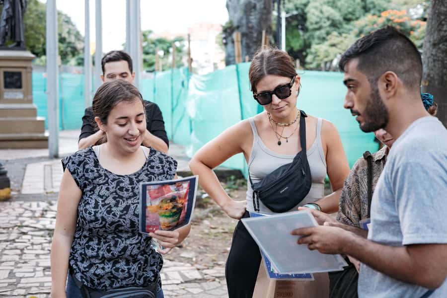 Cali: Street Food Tour - La Linterna and the city’s print culture