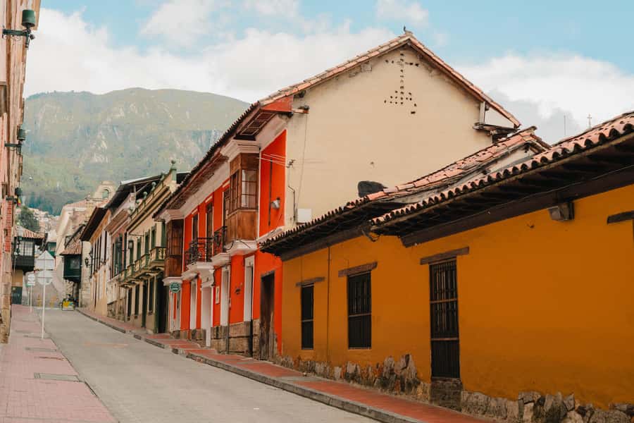 Candelaria Unveiled: Cool-tural Heritage Walking Tour - Teatro Colón and the city’s cultural side