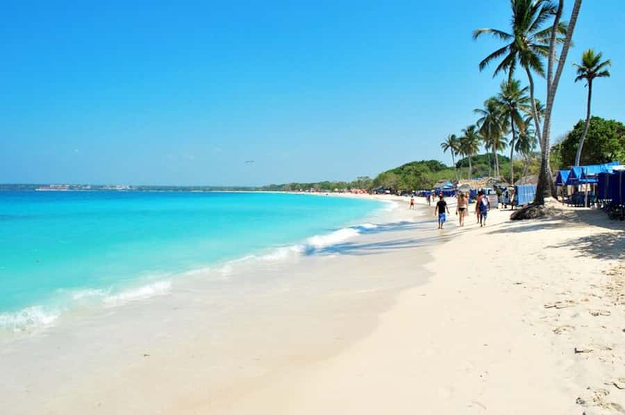 Cartagena: 5 Islands Premium Tour with Lunch and Snorkeling - What this five-island day is really like