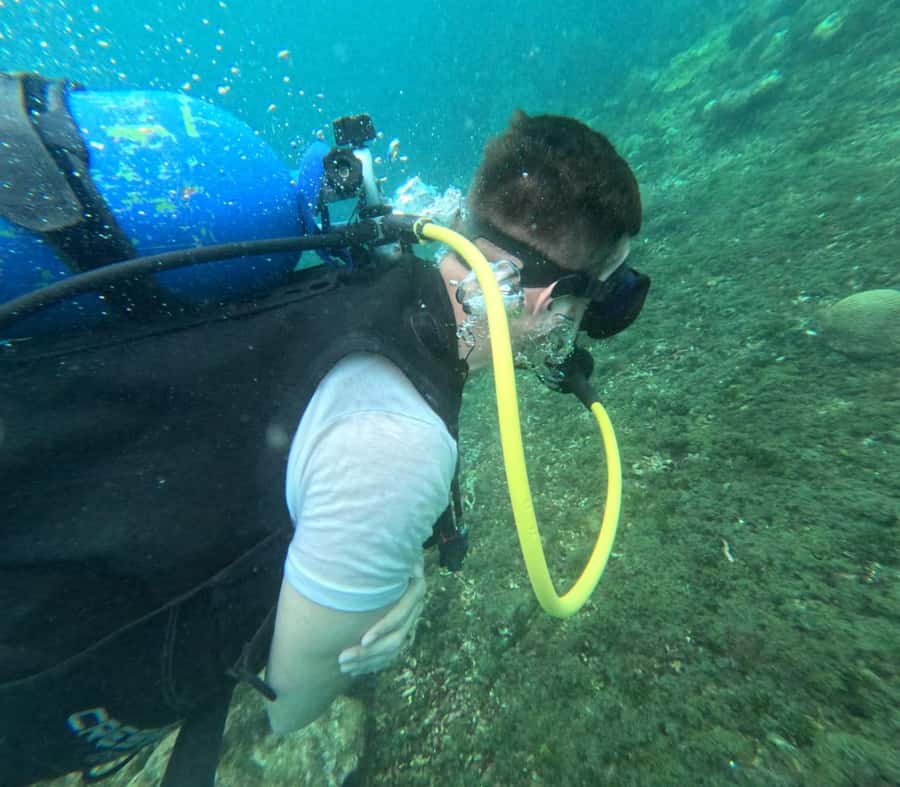 Cartagena: Basic Diving for beginners in Rosario Islands - The bus ride to Barú and the walk to Playa Blanca