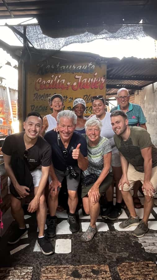 CARTAGENA: BIKE RIDE WITH LUNCH AT BOURDAIN'S FAVORITE SPOT - Guides, group size, and language