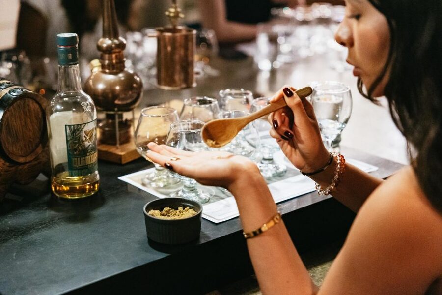 Cartagena: Boutique Rum and Chocolate Tasting at Lunático - Mixing your own Colombian rum cocktail