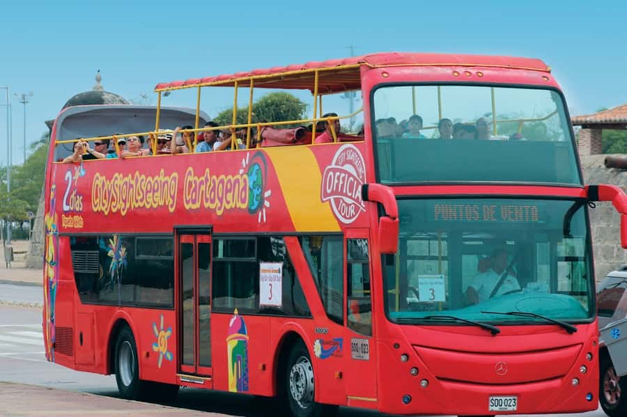 Cartagena: City Sightseeing Hop-On Hop-Off Bus Tour & Extras - Stops 9 and 10: Casino Río and Hotel Caribe