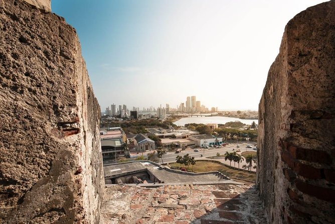 Cartagena City Tour & Convento de la Popa (AM) - Transport, group size, and the morning schedule