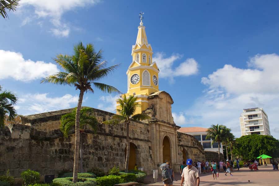 Cartagena: CITY TOUR OVERVIEW of the city Boots castle chiva - Key points to know before booking