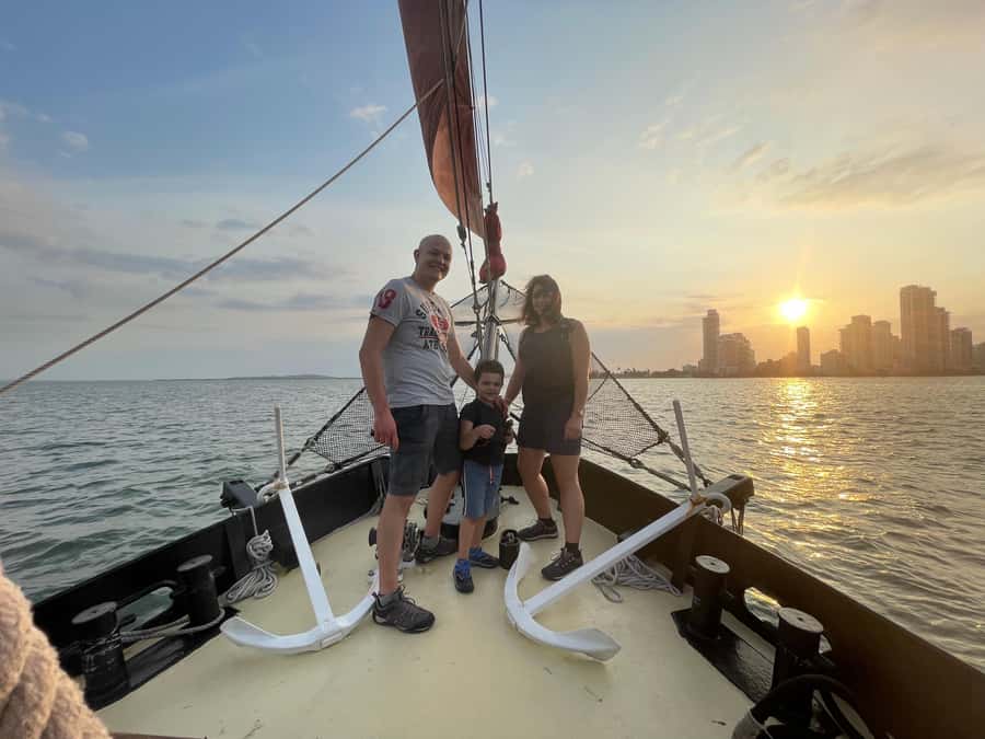Cartagena, CO: Sunset Skyline Pirate Boat Tour with Drinks - How the $50 price works out