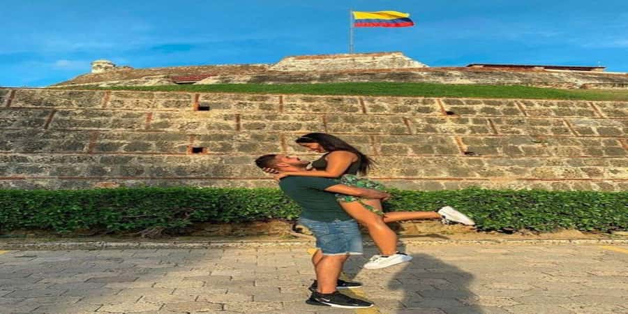 Cartagena: Explore with a city tour aboard a typical "chiva". - Castillogrande Bay and Cartagena’s modern waterfront