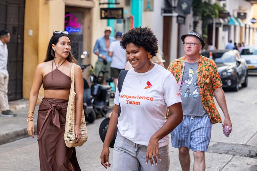 Cartagena: Guided Street Food Tour with Tastings - The cultural story behind each plate
