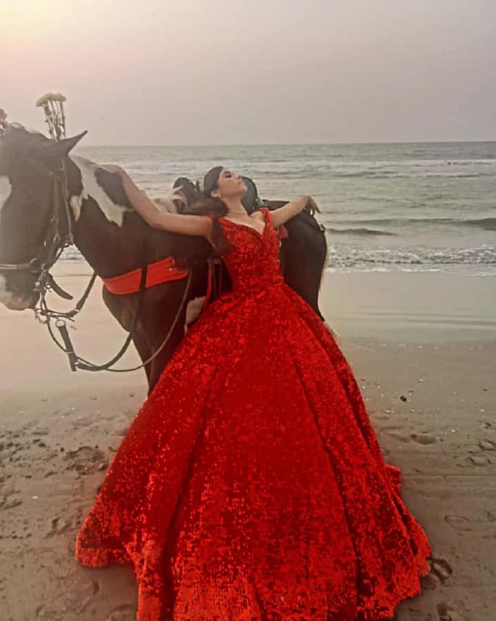 Cartagena: Horse riding on the beaches of Cartagena & PHOTOS - A beach ride with a local, informal feel