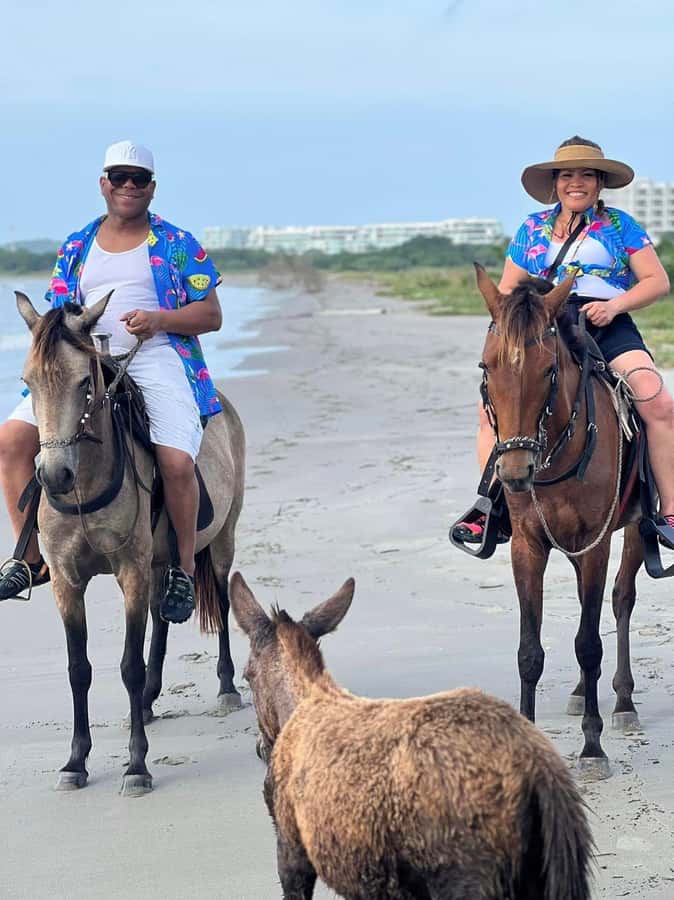 Cartagena: Horseback Ridding Excursion on the Beach - Practical advice for a smoother outing