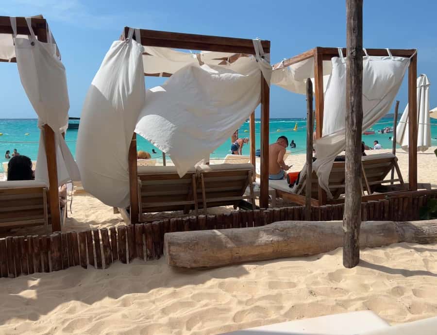 Cartagena: Isla Baru Beach Club at Playa Blanca - Who will get the most from this day trip