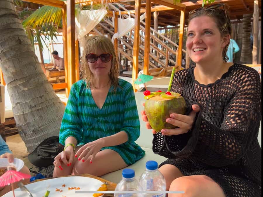 Cartagena: Isla Baru Beach Club at Playa Blanca - Mambo Beach Club as your base