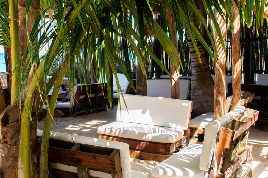 Cartagena: Isla Baru Beach Club at Playa Blanca - Bathroom, beach, and safety realities