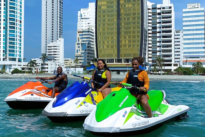 Cartagena Jetski Rental – 30 or 60 minutes - The safety briefing and first run