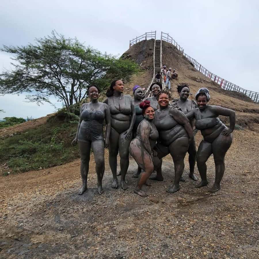Cartagena: Mud Volcano Tour with Lunch, Pool, and Beach - Who should book this experience?