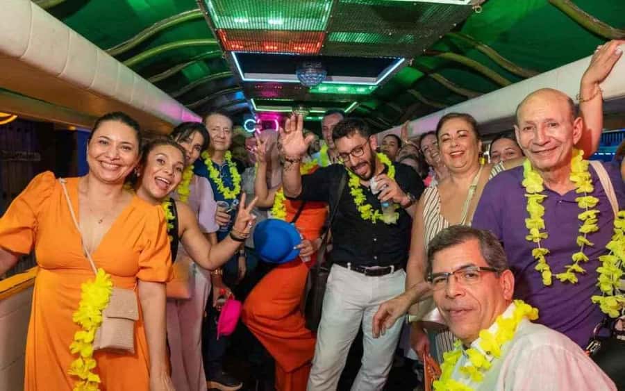 Cartagena: Night party in authentic Colombian chiva with entertainer - Key points to know before you book