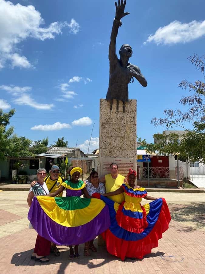 Cartagena: PALENQUE Tour AFRICAN TRADITIONS with Lunch - The one-hour road from Cartagena