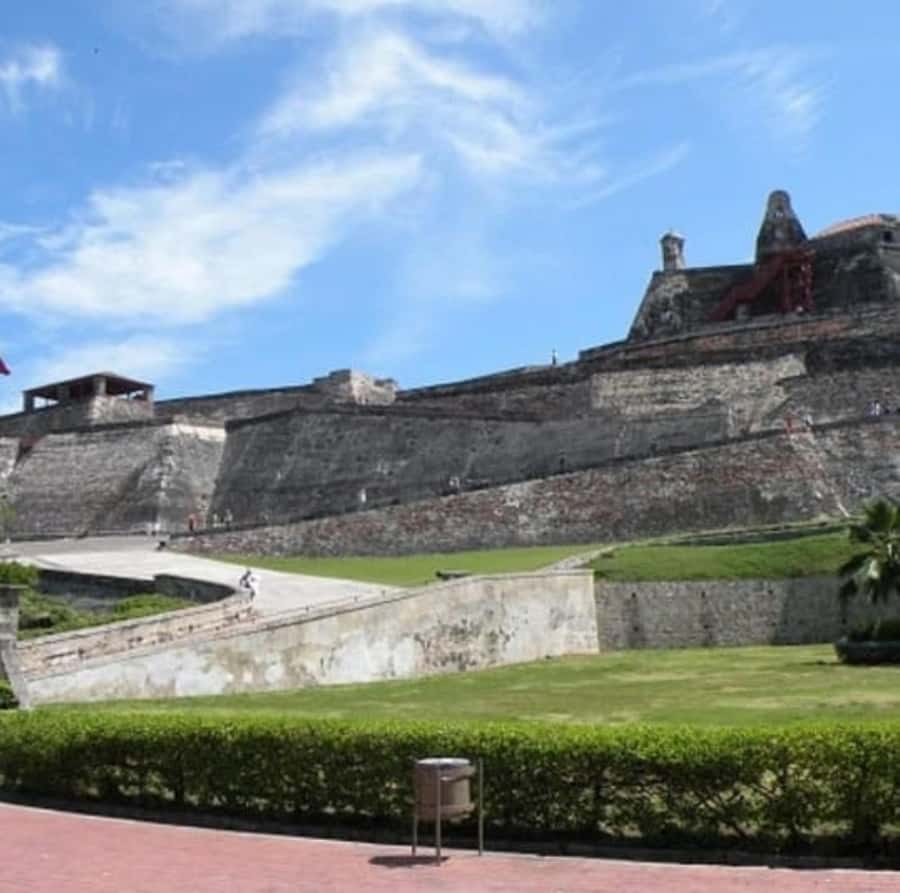Cartagena: Panoramic City Tour, Monuments, Walls, Castle - Key points to know before booking